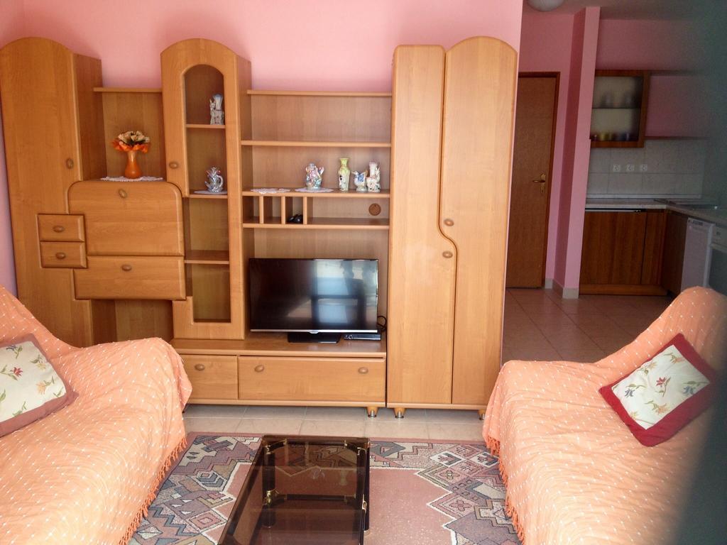 Apartments Rukavina Rogoznica  Oda fotoğraf